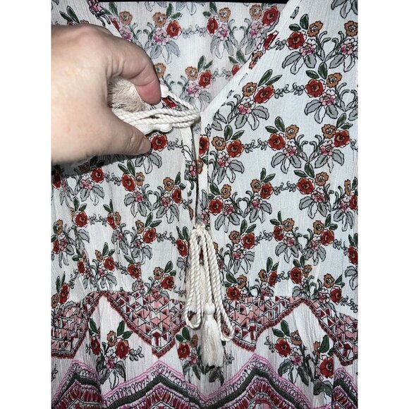 PATRONS OF PEACE Boho Hippy Festival Floral Front Tassel Sleeveless Top - Picture 5 of 9
